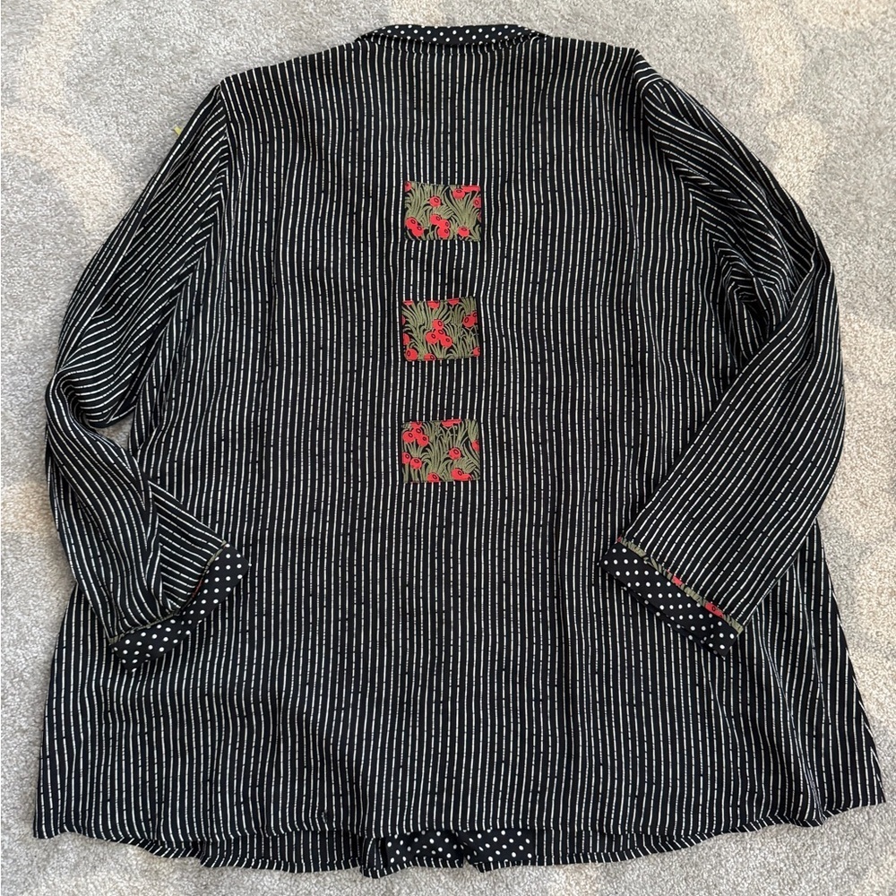 Marla Duran XL Black Rayon Art Polka Dot Collar | Floral Patch Detail | USA - Picture 4 of 16